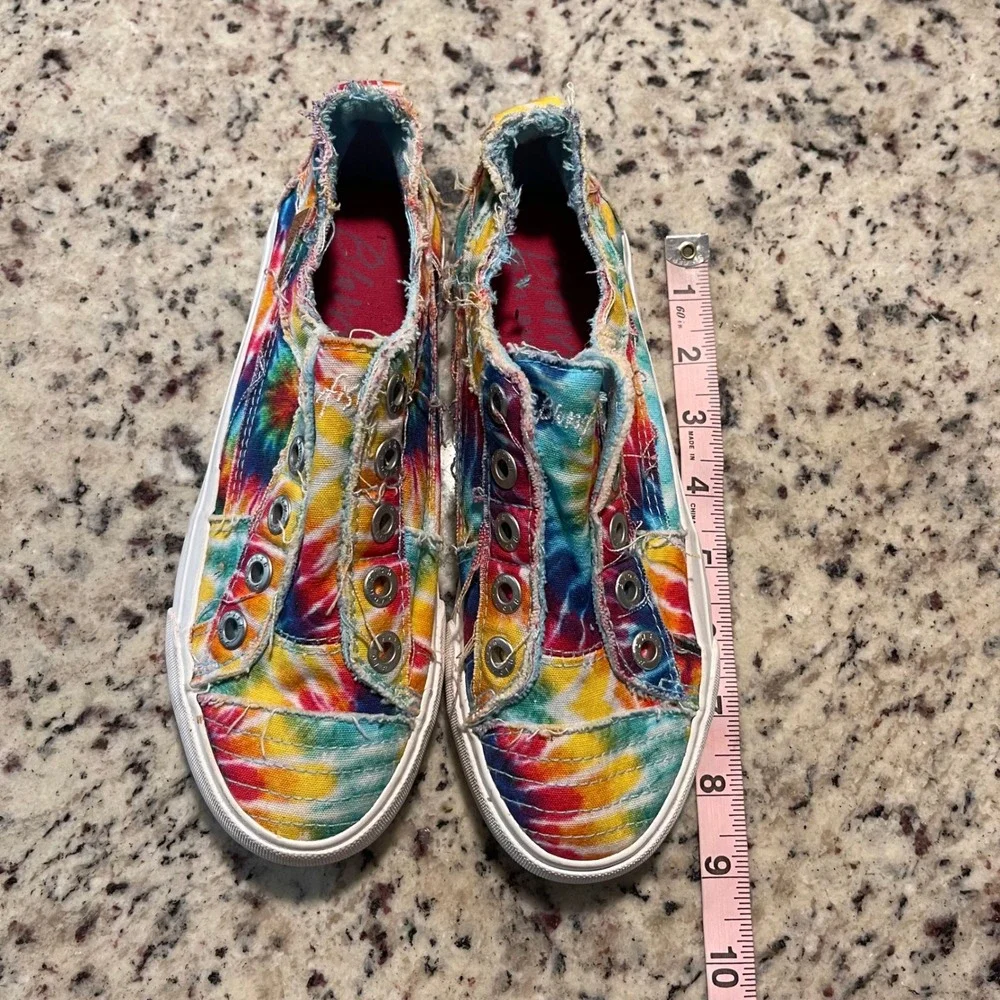 Blowfish Malibu Tie Dye Slip On Sneakers Kids Size 6 Multi Color Boho Distressed